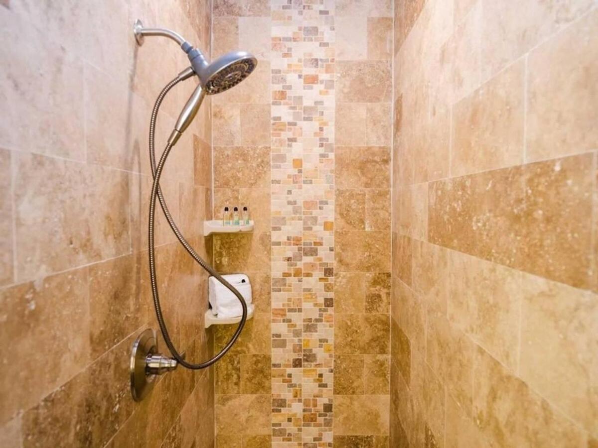5 BEDROOM BEACHFRONT CONDO - 3rd Floor South Padre Island Buitenkant foto